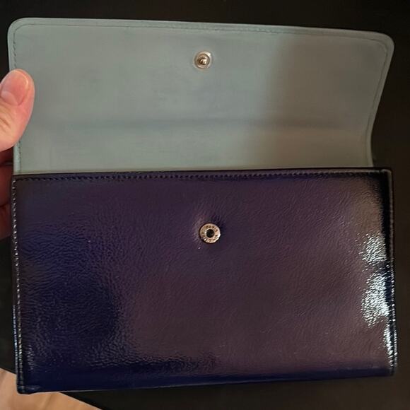 Authentic CC Chanel Electric Blue Patent Leather Trifold Snap Long Wallet EUC - Picture 3 of 8